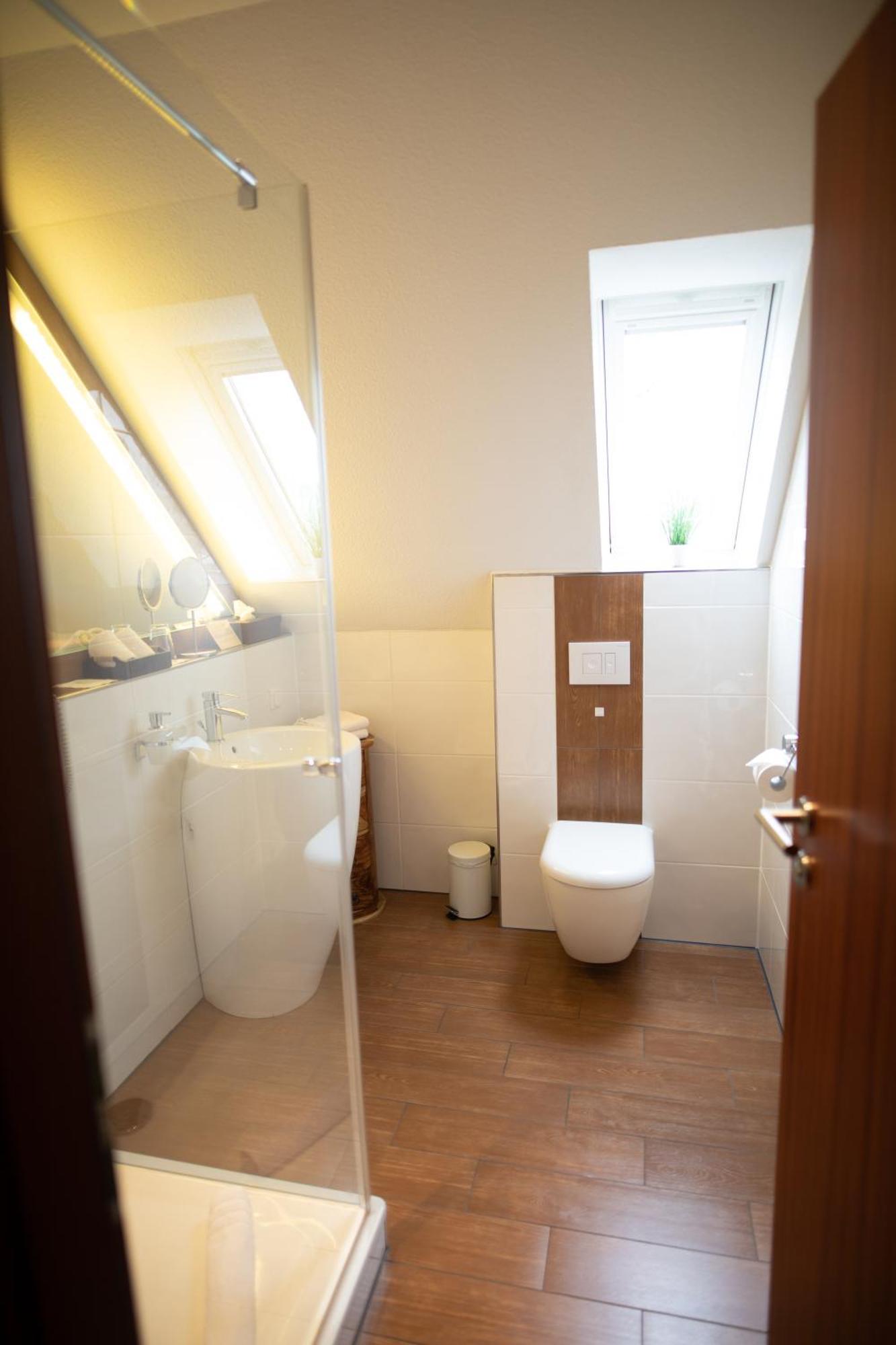 Vier Jahreszeiten Rooms Husum  Luaran gambar