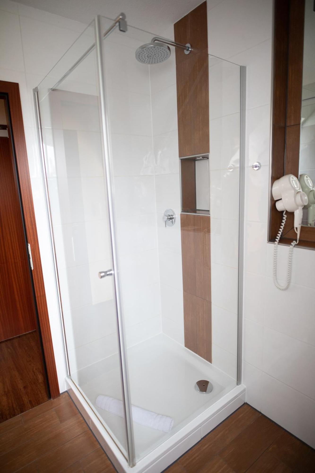 Vier Jahreszeiten Rooms Husum  Luaran gambar